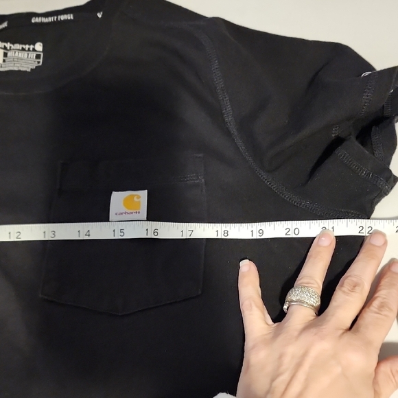 Carhartt Black Tee with Pocket - Picture 4 of 8